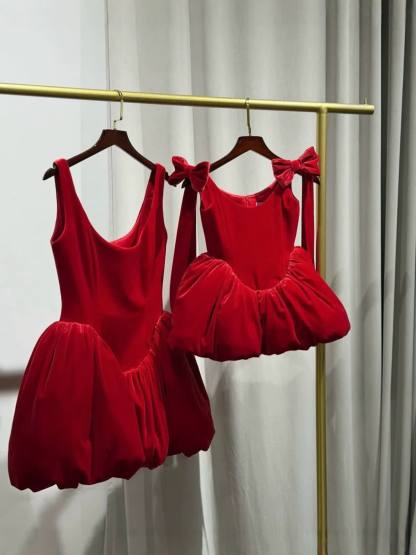 Velvet Ruched Sleeveless Short Dresses - image 4