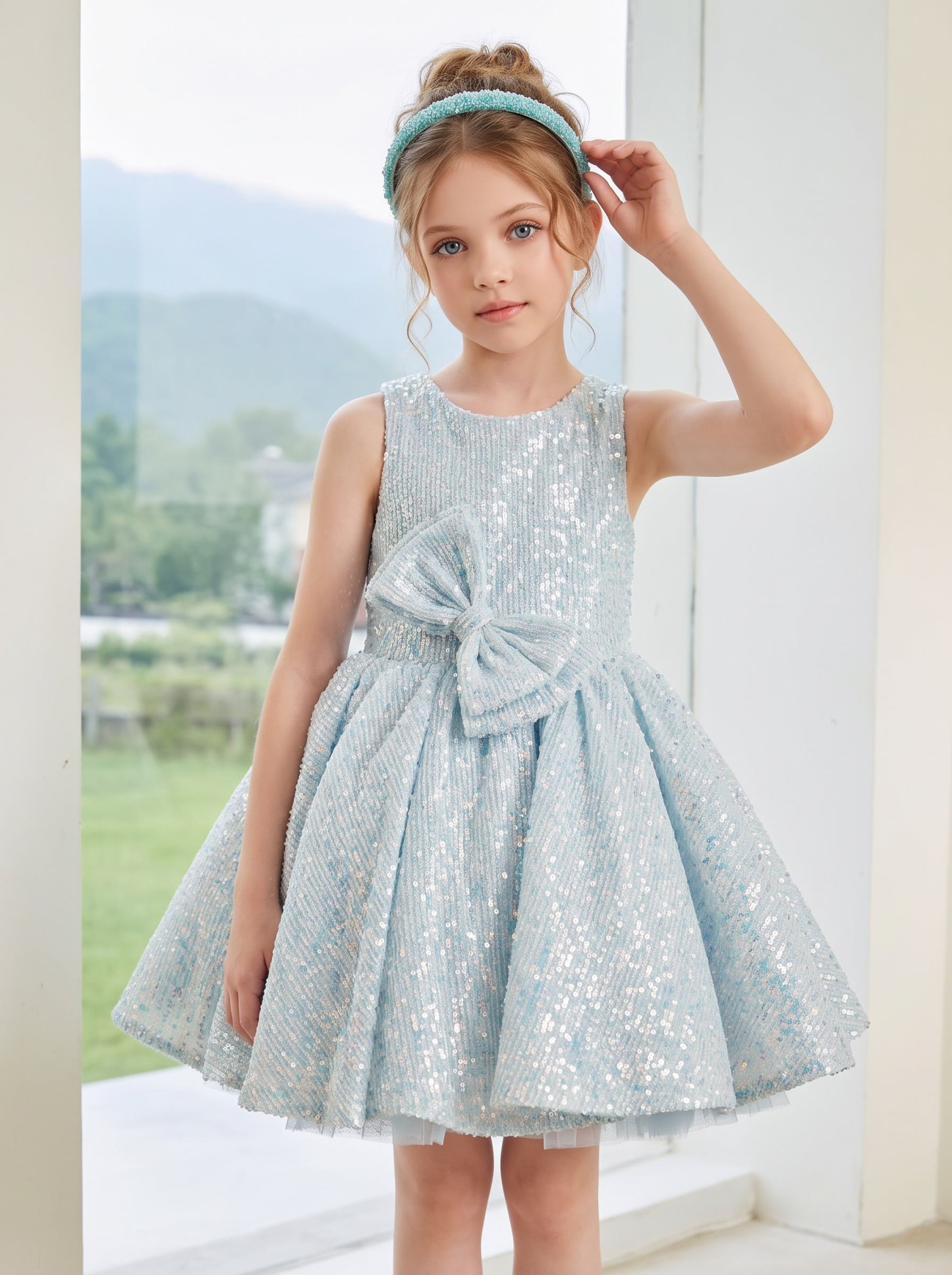 Chemical Fiber Blend Bow Sleeveless Short Dresses - image 3