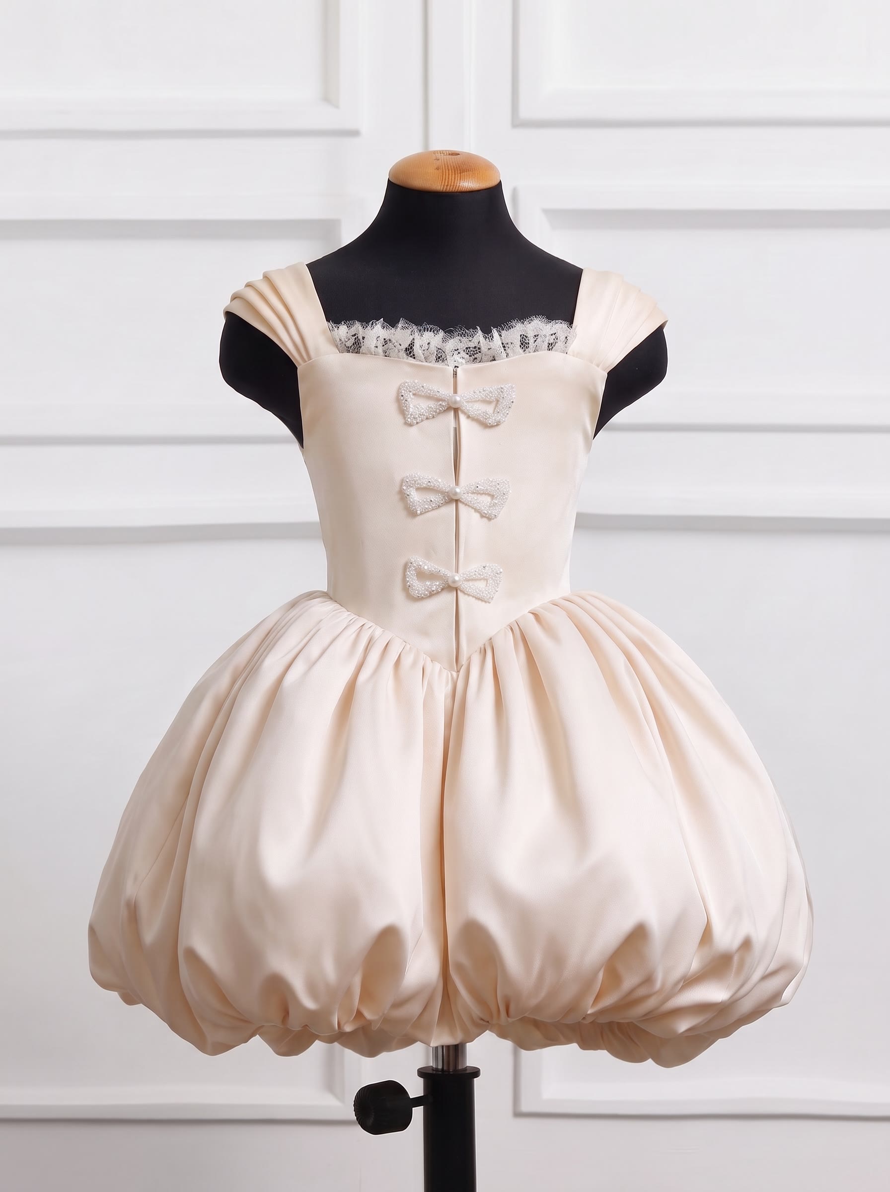 Satin Bow  Lace Edge Sleeveless Midi Dresses - image 6