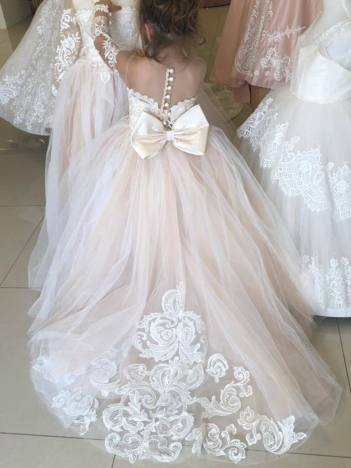 Mesh Applique Bow Long Sleeve Maxi Dresses - image 6