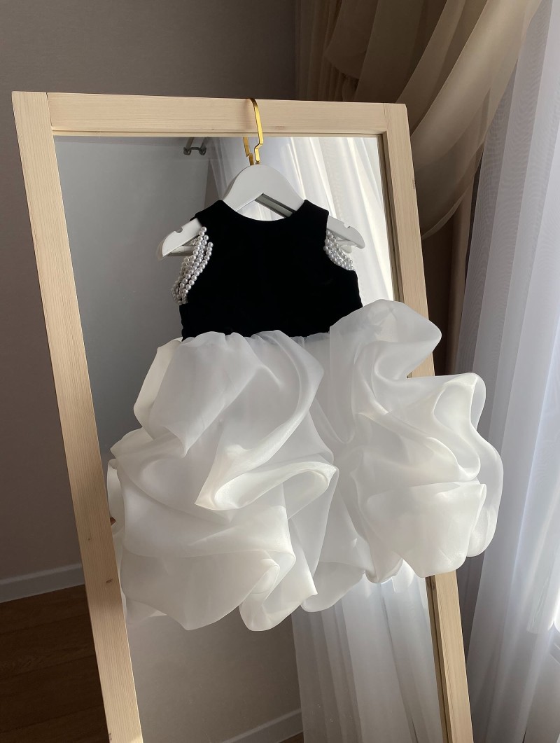 Chemical Fiber Blend Pearl Sleeveless Midi Dresses - image 2