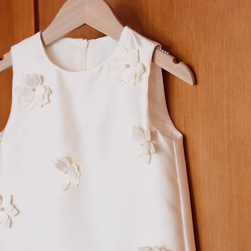 Satin Applique Sleeveless Short Dresses - image 10