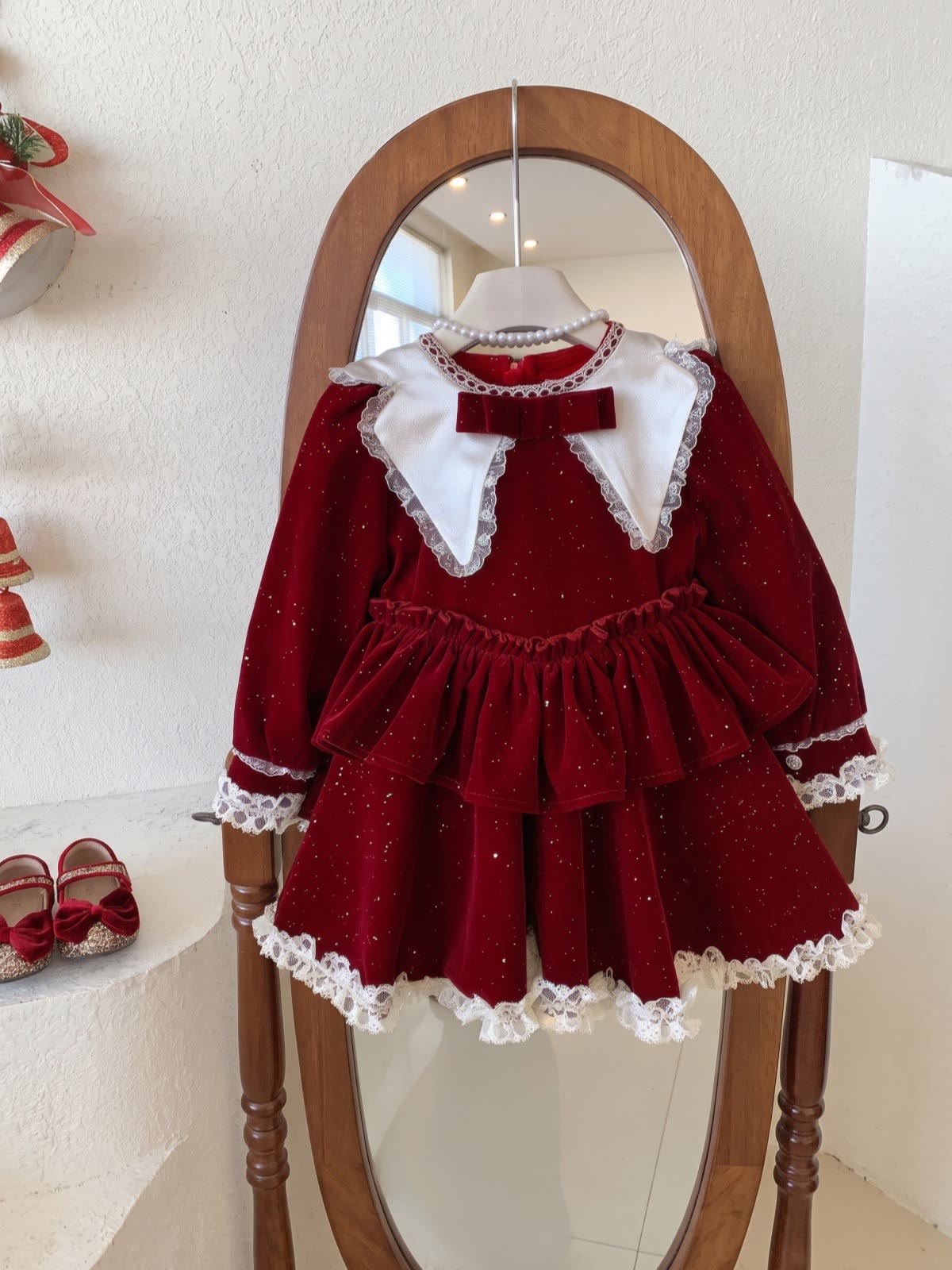 Velvet Bow Sleeveless Short Dresses - image 4