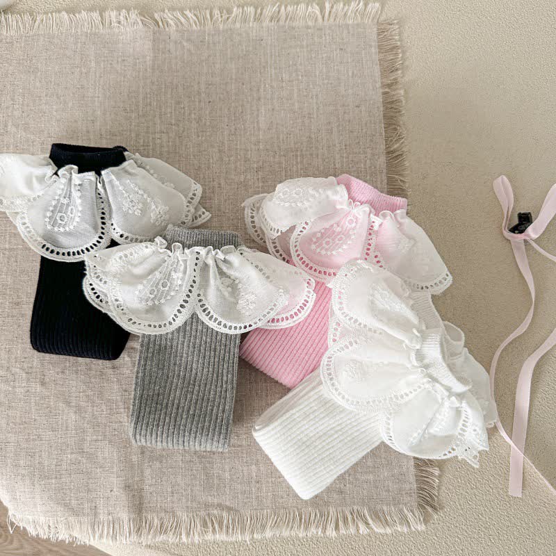 Solid Stitching Lace Socks - image 3