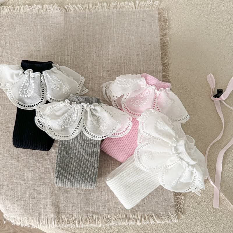 Solid Stitching Lace Socks - image 3
