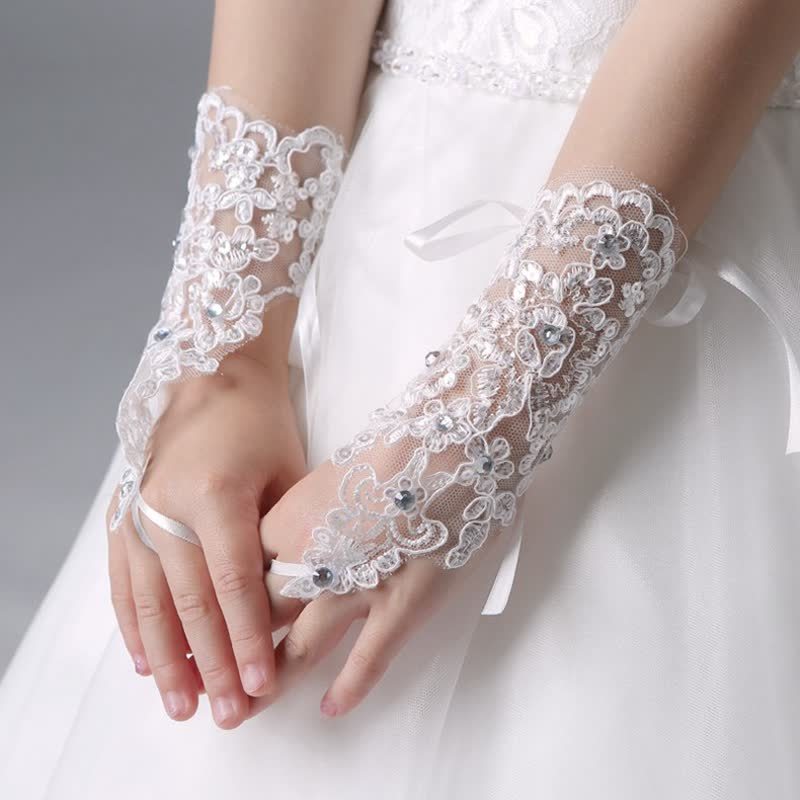 Solid Sequins Gloves - image 3