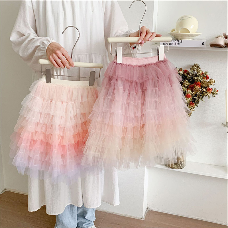 Mesh Folds Mid-long Skirts - image 9