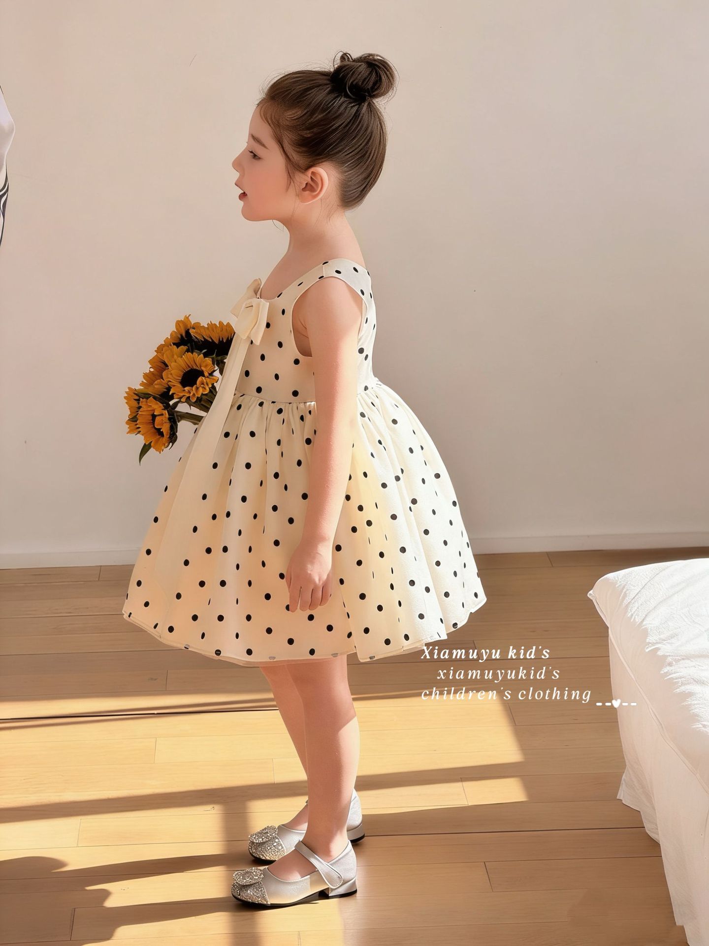 Chemical Fiber Blend Bow Sleeveless Midi Dresses - image 6