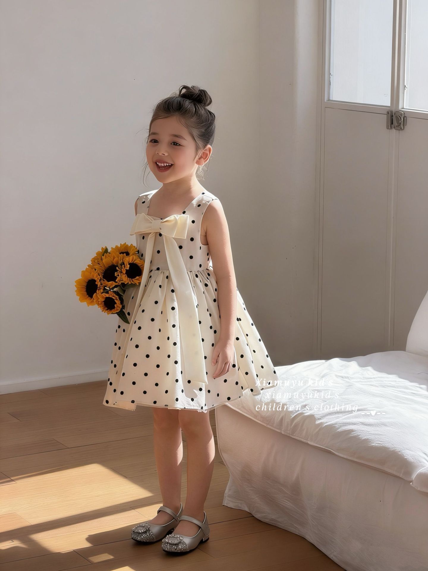 Chemical Fiber Blend Bow Sleeveless Midi Dresses - image 5