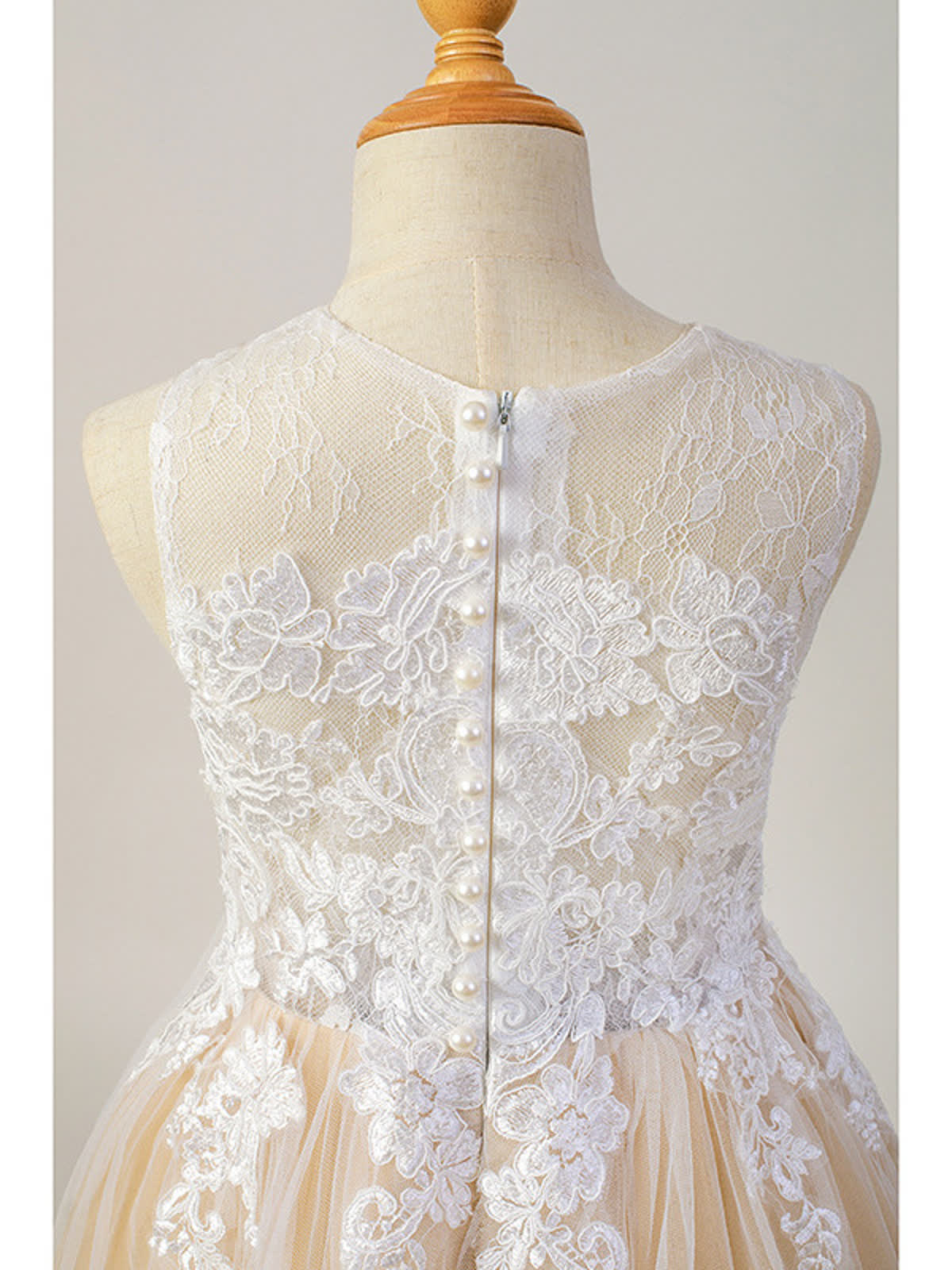 Mesh Lace Sleeveless Maxi Dresses - image 9