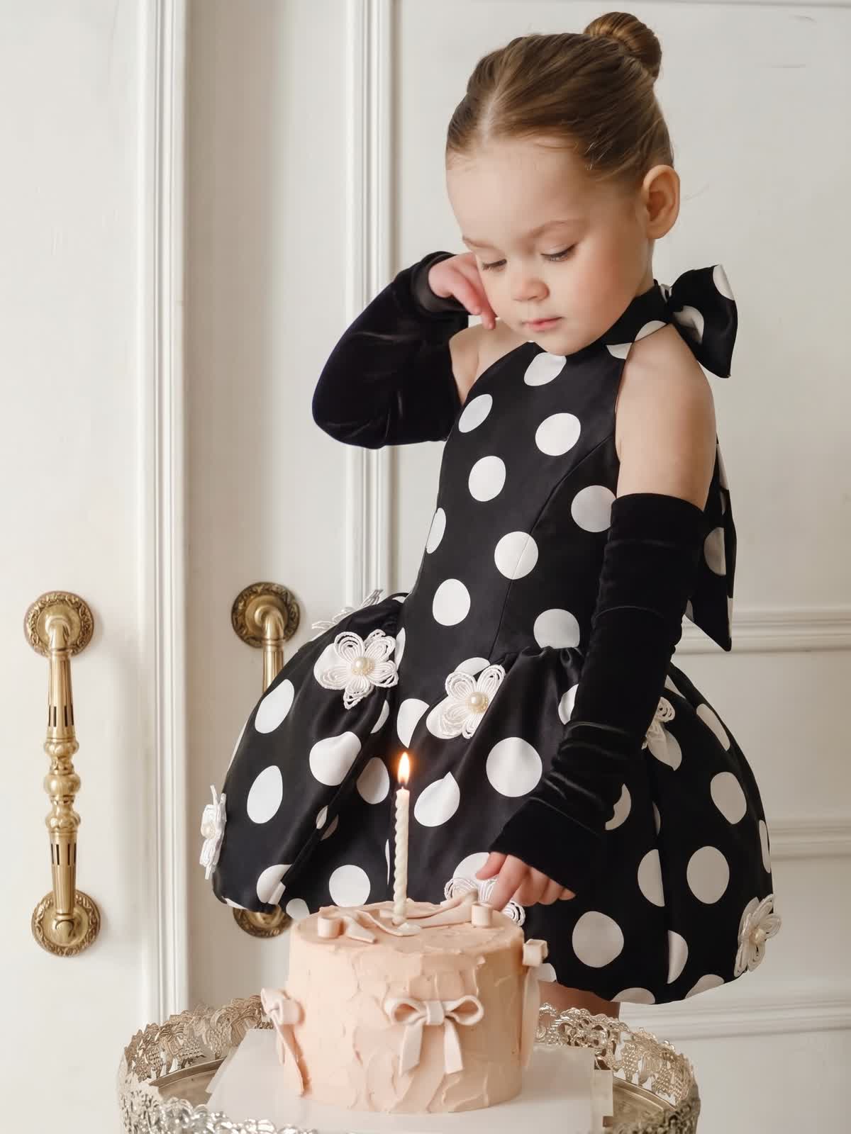 Satin Bow Sleeveless Short Dresse Without Hat  - image 9