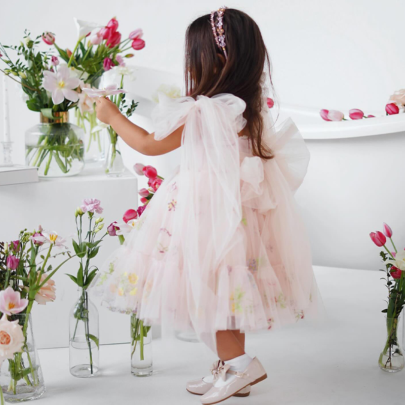 Mesh Floral-embroidered Sleeveless Mid-long Dresses - image 31