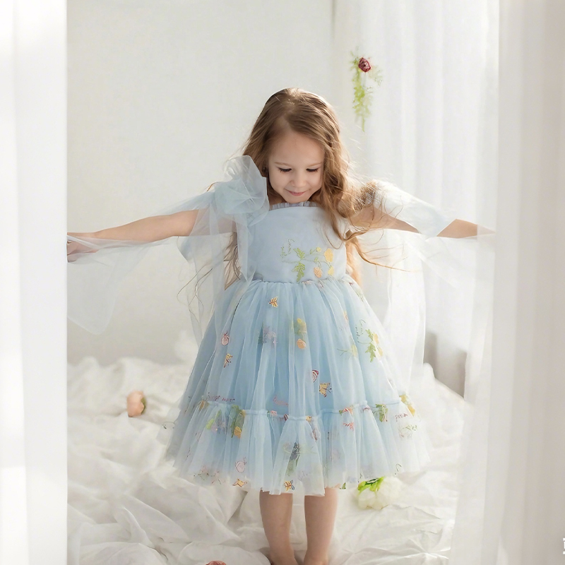 Mesh Floral-embroidered Sleeveless Mid-long Dresses - image 4