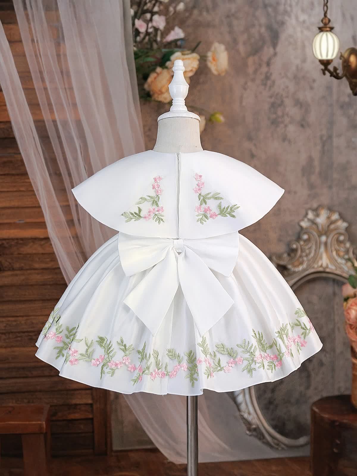Satin Applique Sleeveless Midi Dresses - image 3
