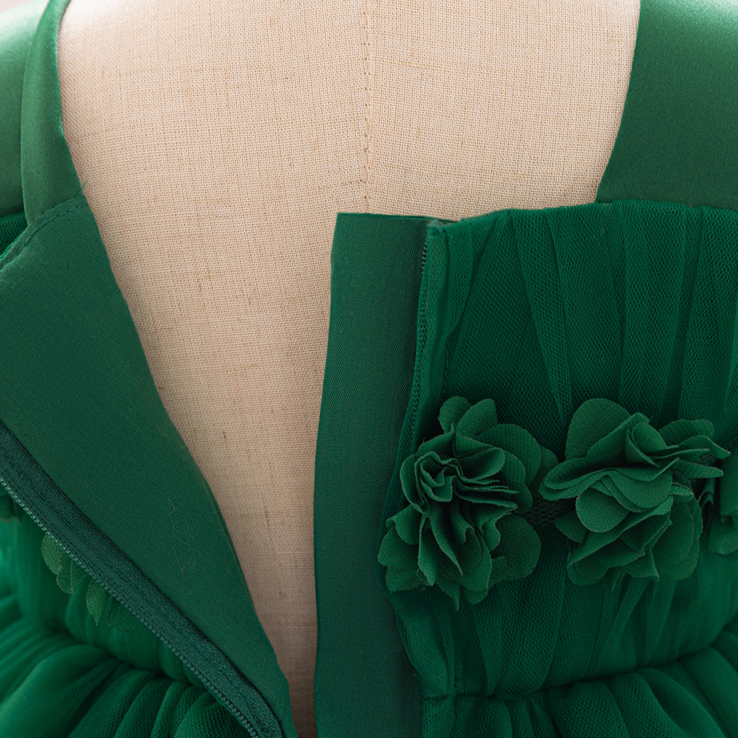 Mesh Rosette Sleeveless Midi Dresses - image 28