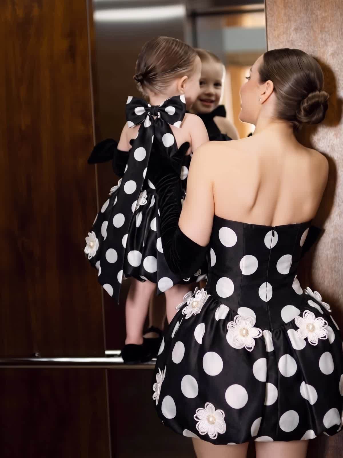 Satin Bow Sleeveless Short Dresse Without Hat  - image 6