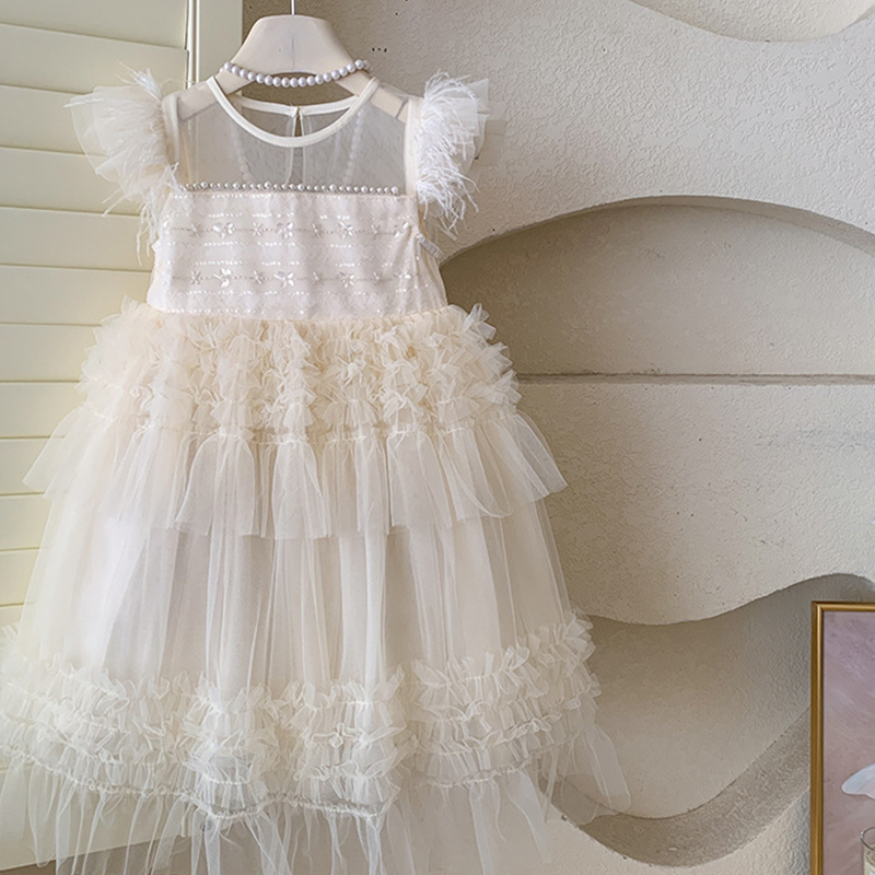Mesh Folds Feather-trimmed Sleeveless Regular Dresses - image 7