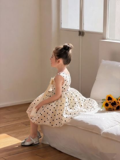 Chemical Fiber Blend Bow Sleeveless Midi Dresses - image 8