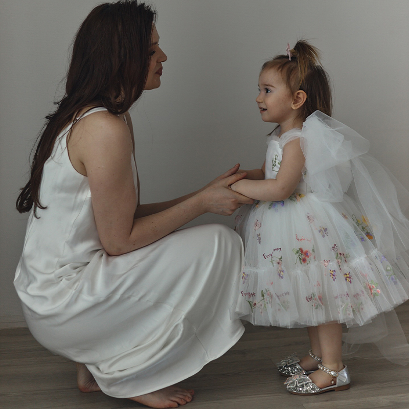 Mesh Floral-embroidered Sleeveless Mid-long Dresses - image 36