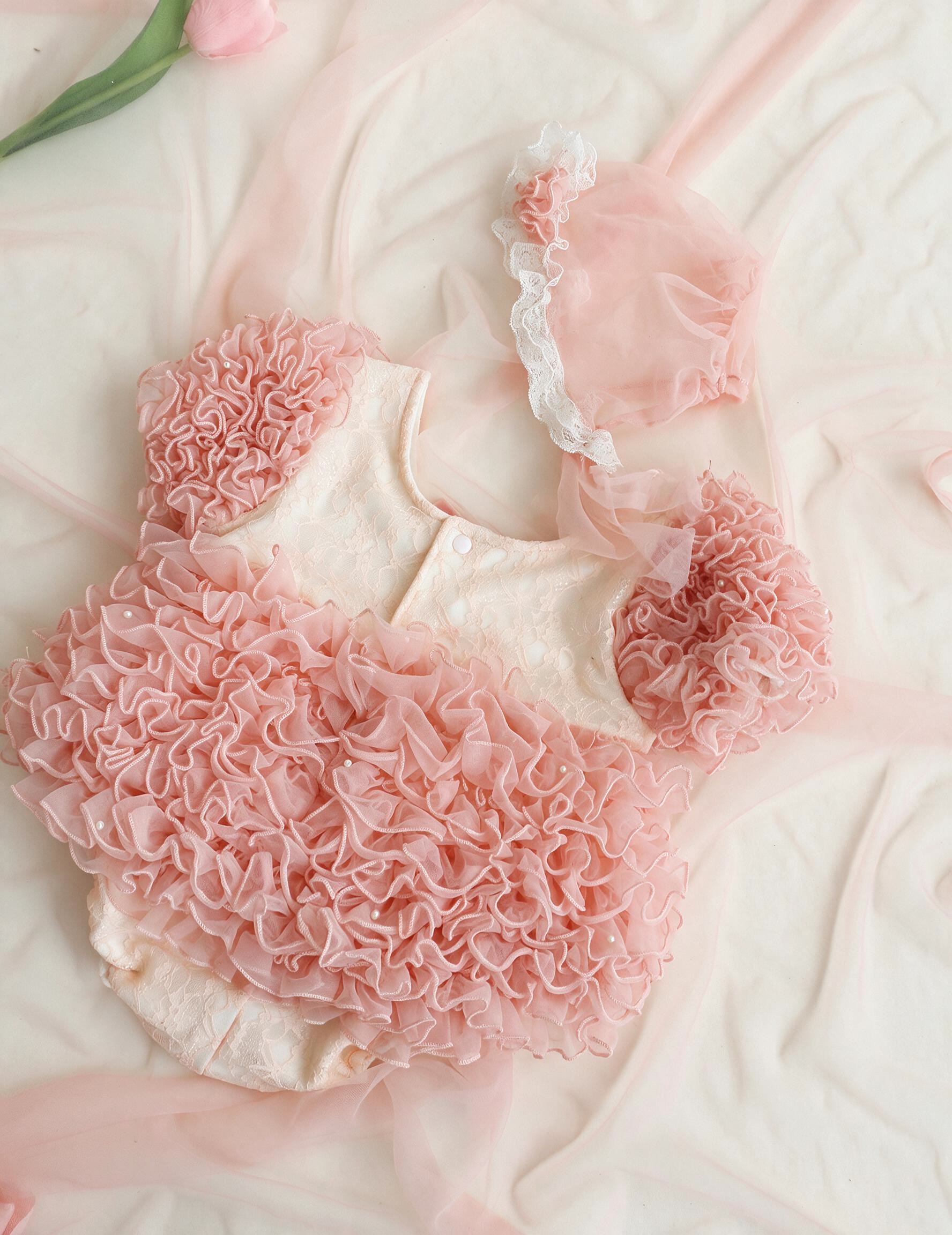 Mesh Bow Short Sleeve Short Bodysuit With Hat - image 3