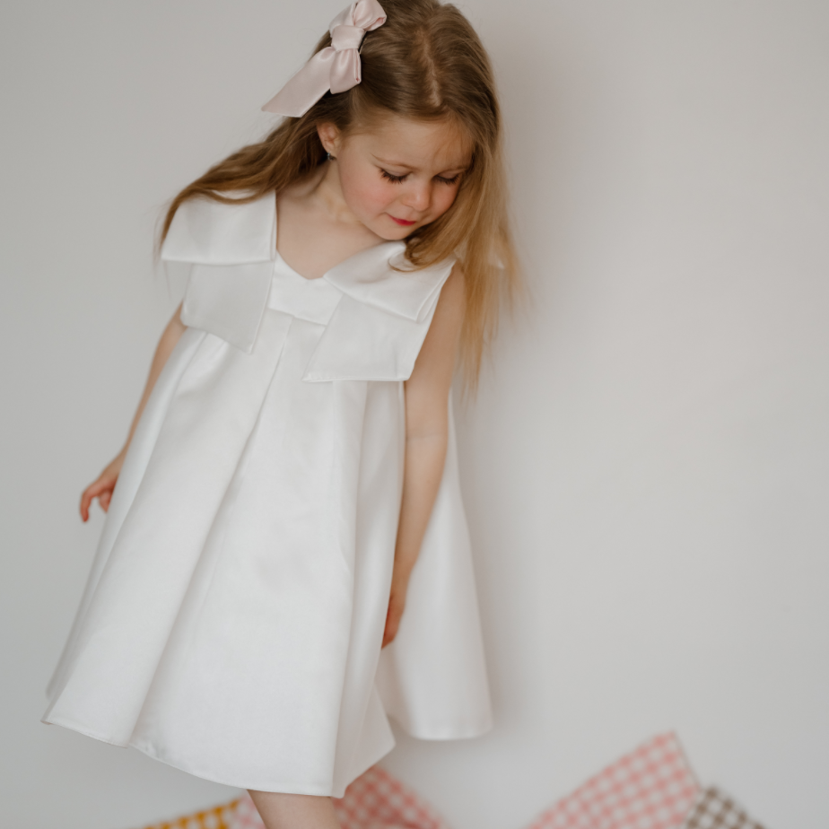 Satin Bow Sleeveless Mid-long Dresses