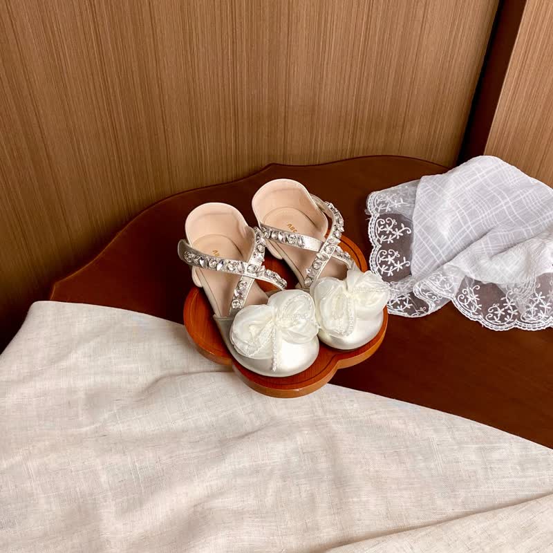 Solid Rosette Round Toe Sandals - image 15