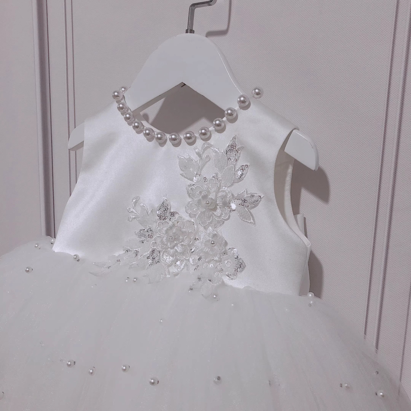 Mesh Pearl Bow Cap Sleeve Midi Dresses - image 9