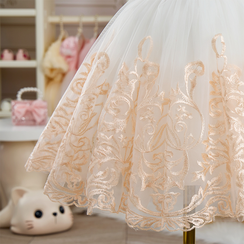 Mesh Applique Sleeveless Maxi Dresses - image 11