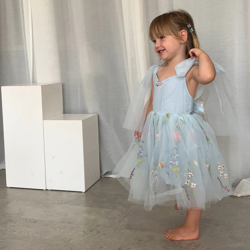 Mesh Floral-embroidered Sleeveless Mid-long Dresses - image 6