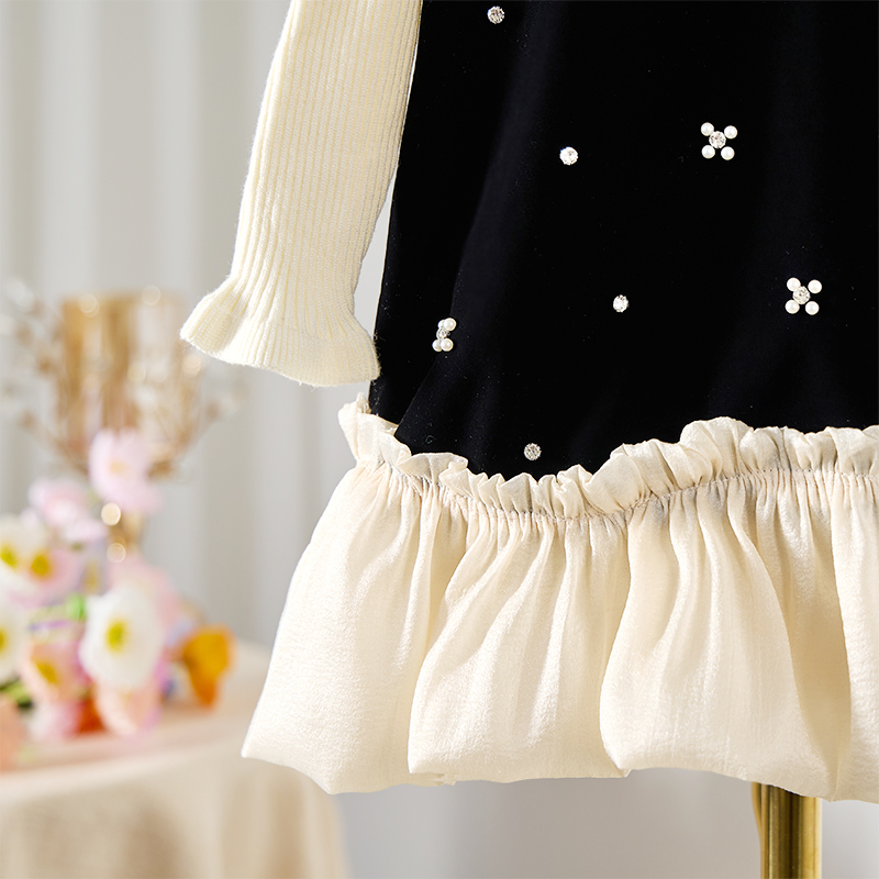 [Archive Sale] Velvet Fleece Imitation Pearls Long Sleeve Mid-long Two-piece set - image 4