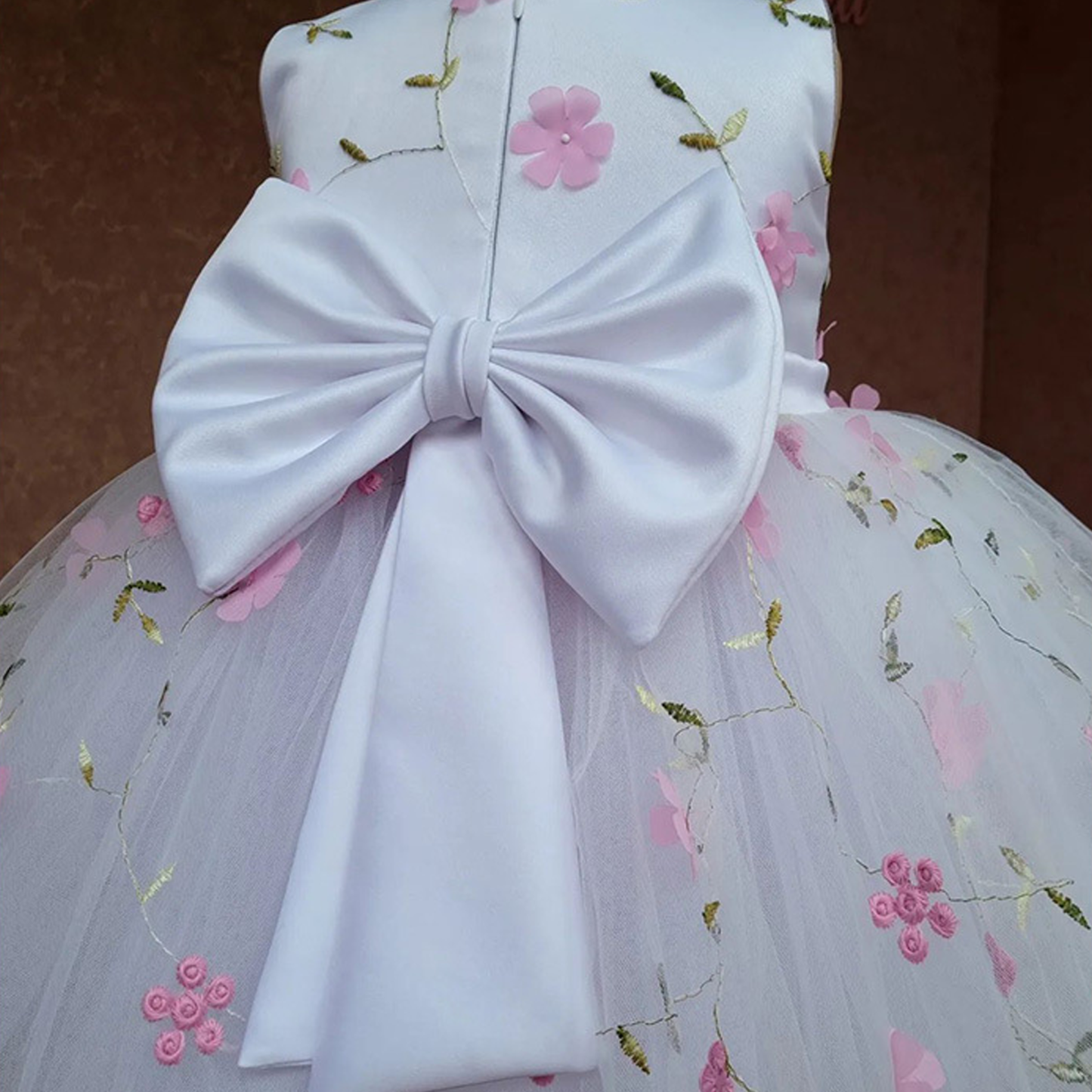 Mesh Bow Floral-embroidered Sleeveless Midi Dresses - image 6