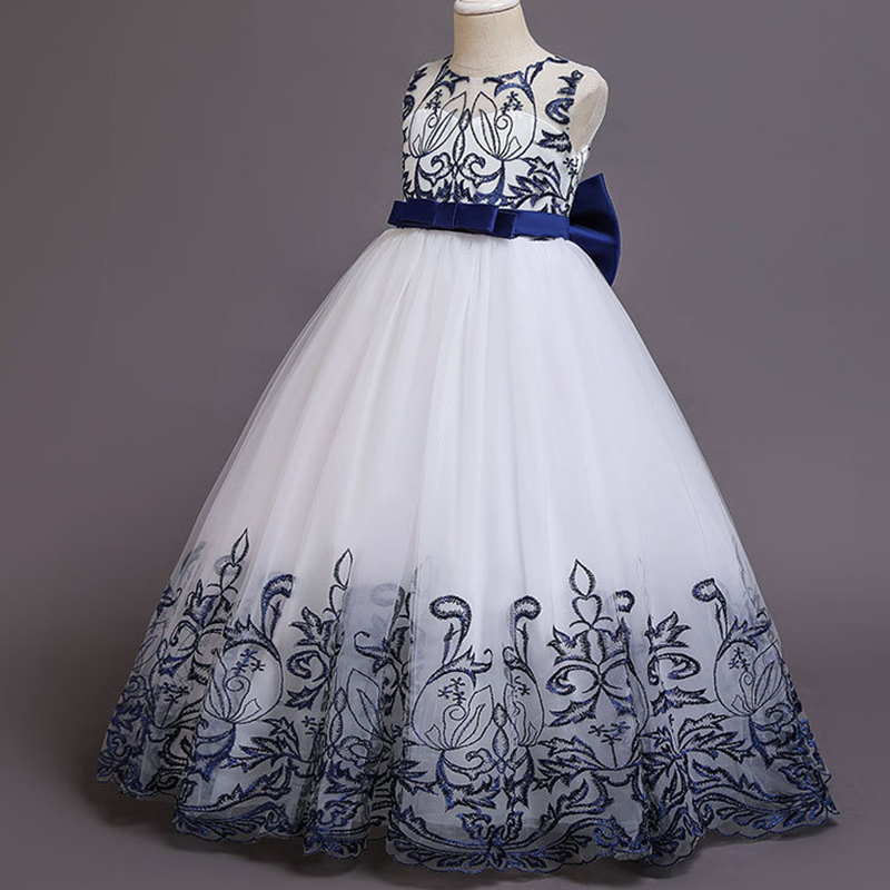 Mesh Applique Sleeveless Maxi Dresses - image 15