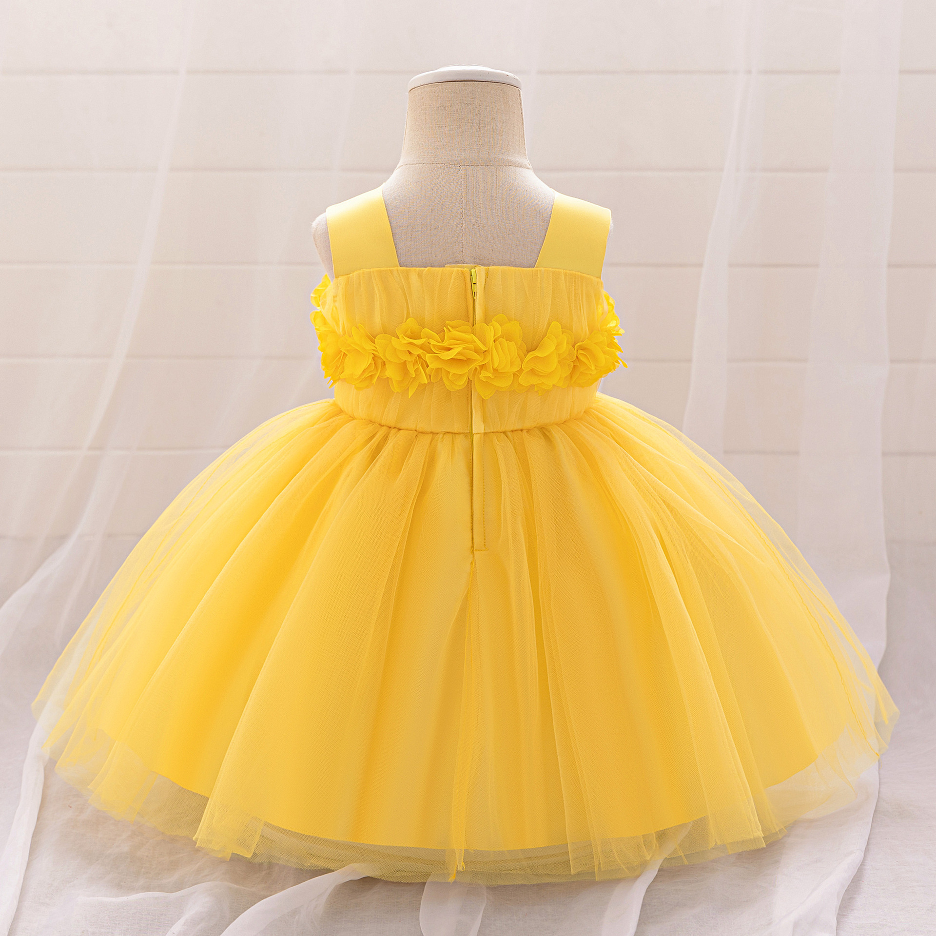 Mesh Rosette Sleeveless Midi Dresses - image 15