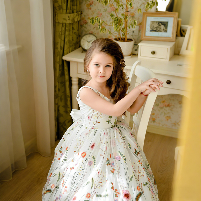 Mesh Floral-embroidered Sleeveless Long Dresses - image 9