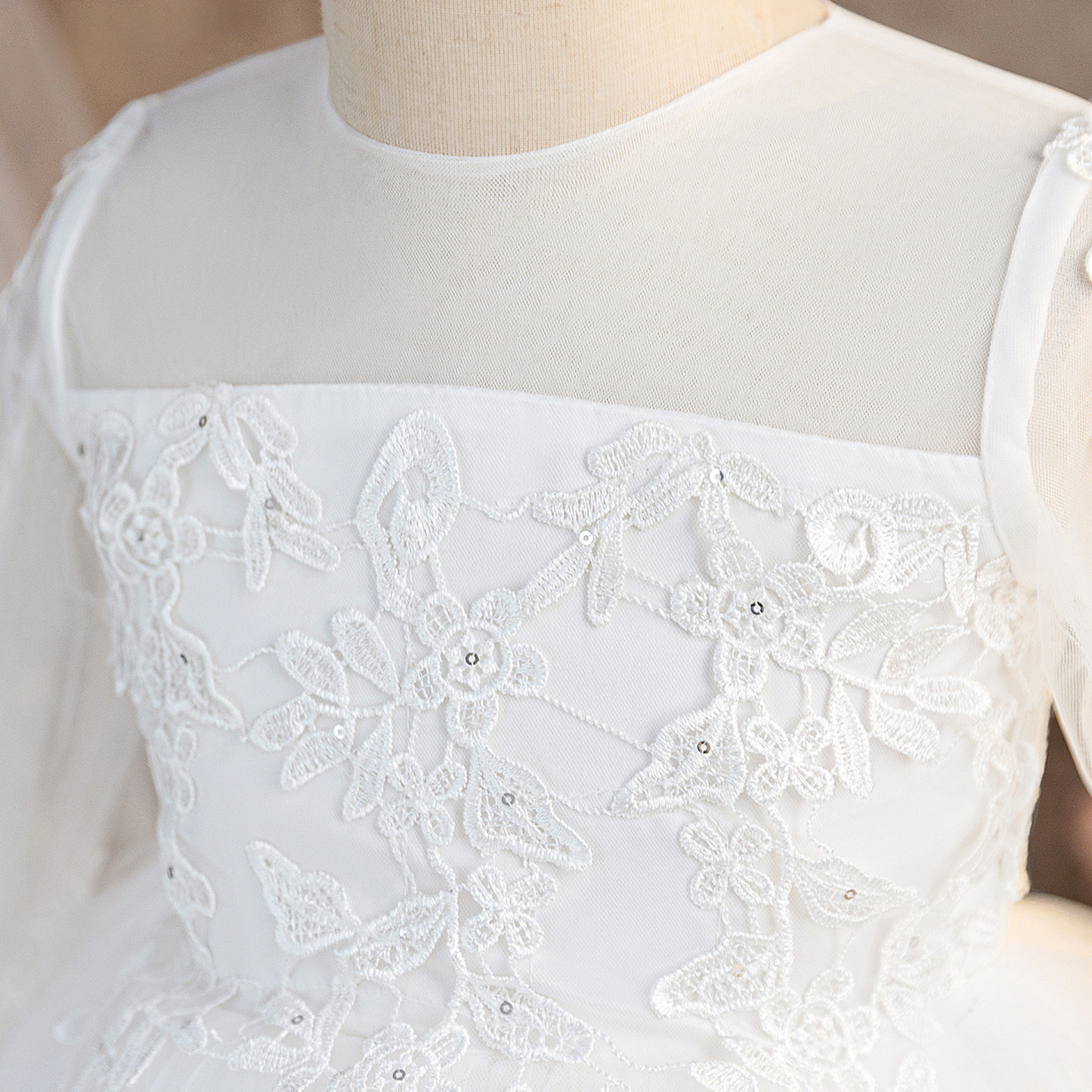 Mesh Applique Long Sleeve Midi Dresses - image 4