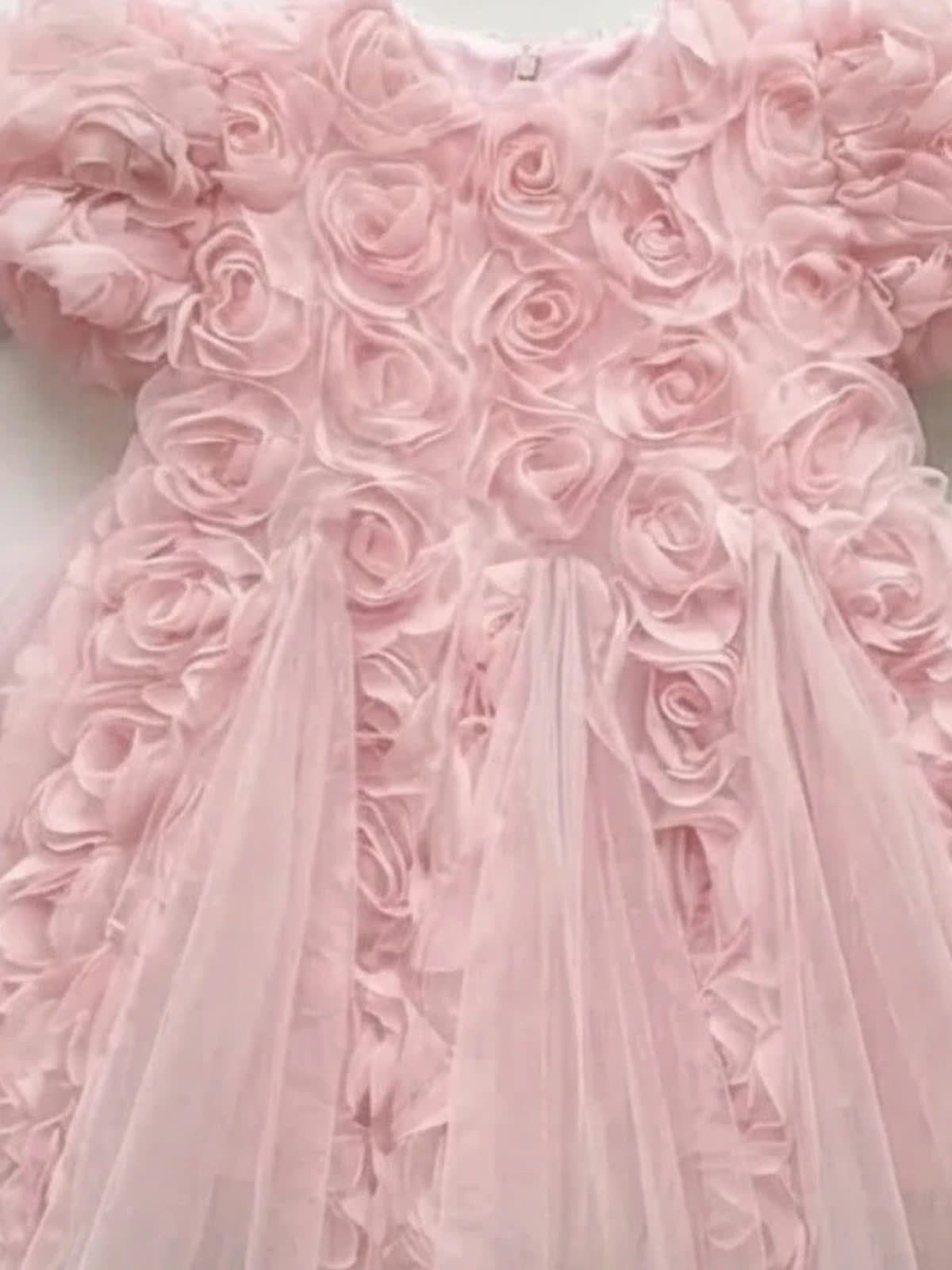 Mesh Rosette Short Sleeve Midi Dresses - image 4