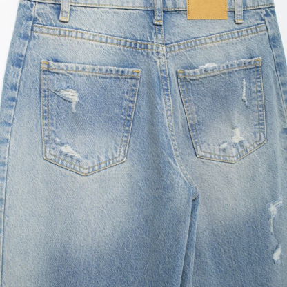 Women's ripped mid-rise straight jeans