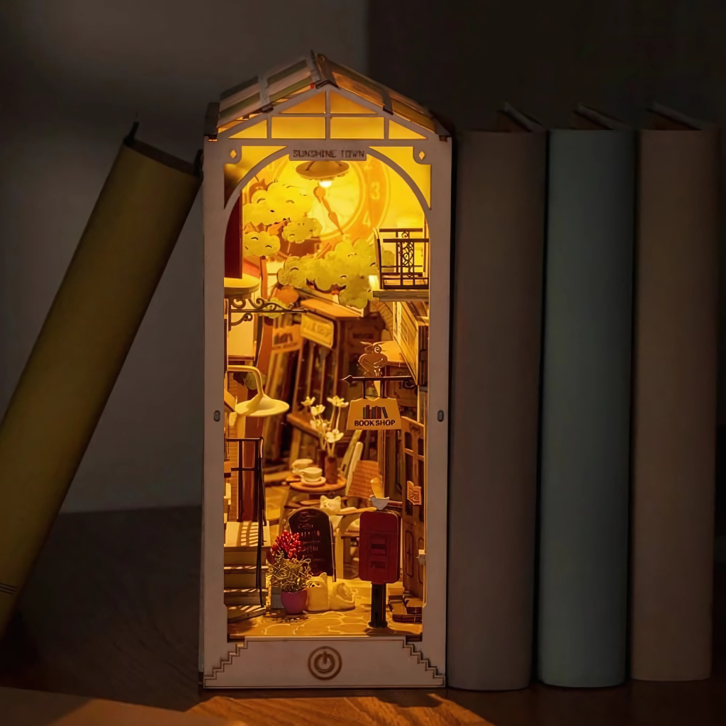 Sunshine Town Book Nook Shelf Insert