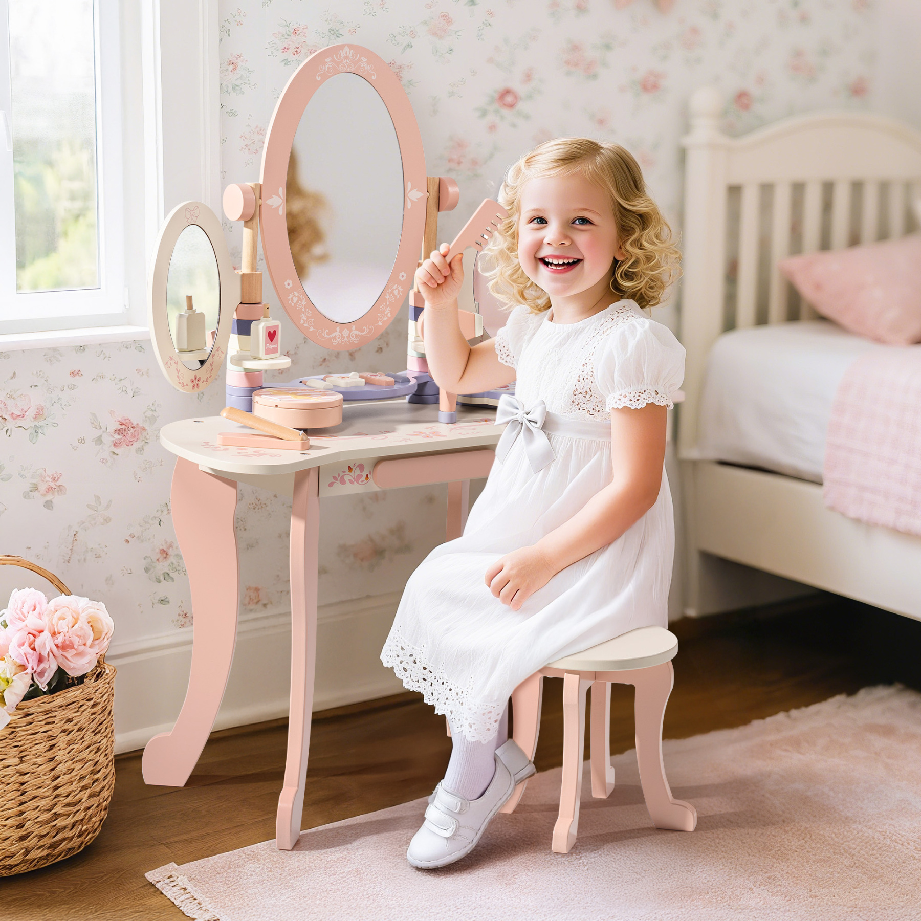 Wooden Princess Dressing Table With Mirror