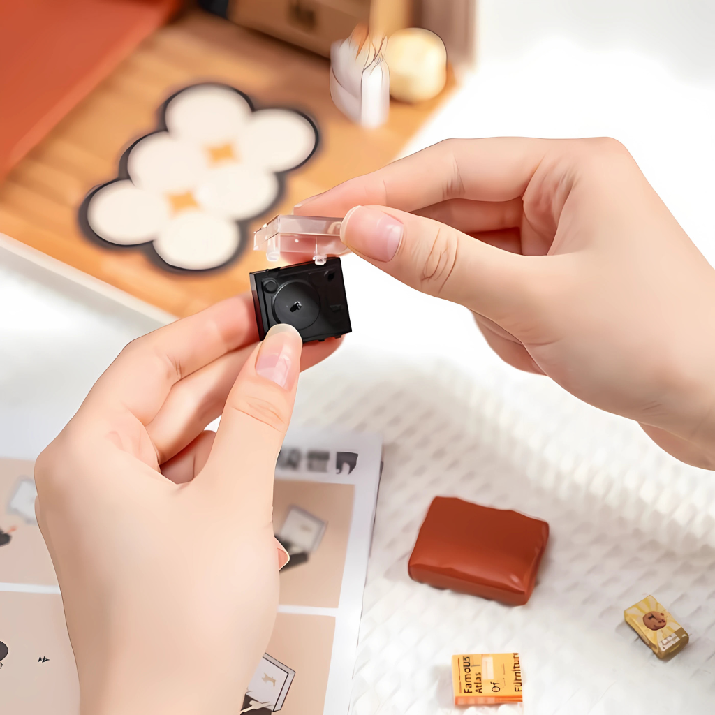 Cozy Living Lounge Super Creator Miniature House