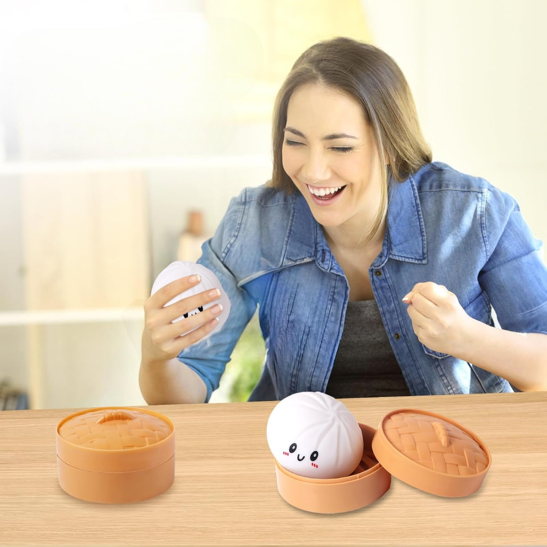 Dumpling Shaped Squishy Dough Ball Toy With Round Case