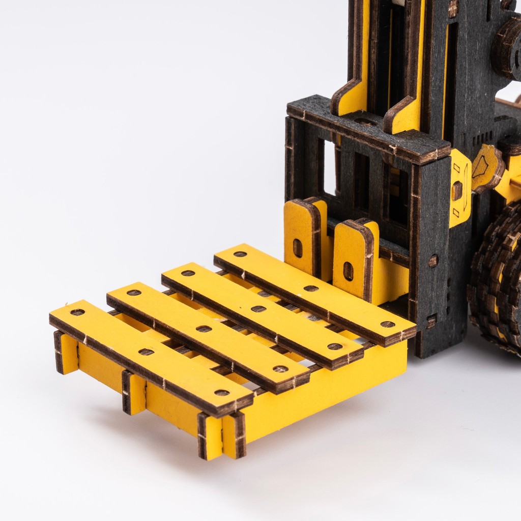 Forklift Engineering Vehicle 3D Wooden Puzzle
