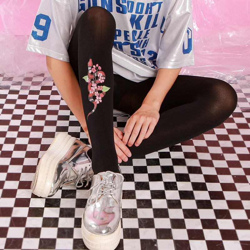 Harajuku-style snake print pantyhose, unique pantyhose