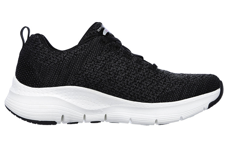 (WMNS) Skecththers Arch Fit-Infinite Adventure 'Black White' 149058-BKW