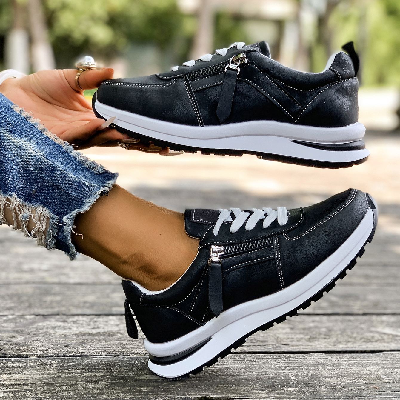 🔥Clearance Sale 60% OFF - Waterproof Orthopedic Comfortable Sneakers