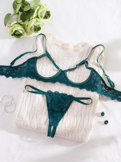 Women's Floral Lace Sexy Lingerie Set, Sexy Cut Out Underwire Bra & Open Crotch Design Thong Two-Piece Set, Lingerie Set for Women