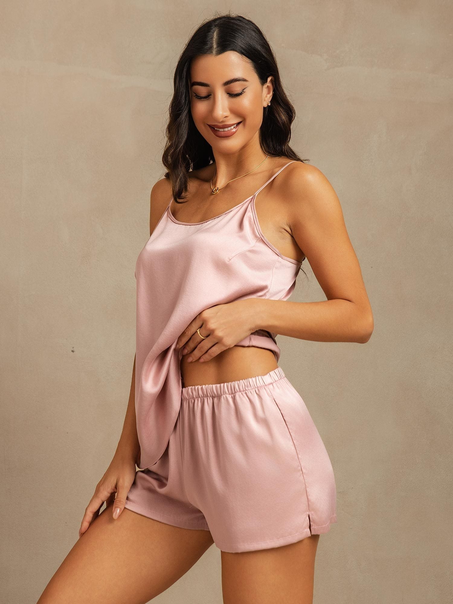 Momme Washable Silk Spaghetti Strap Round Neck Camisole Set with Side Pocket Design