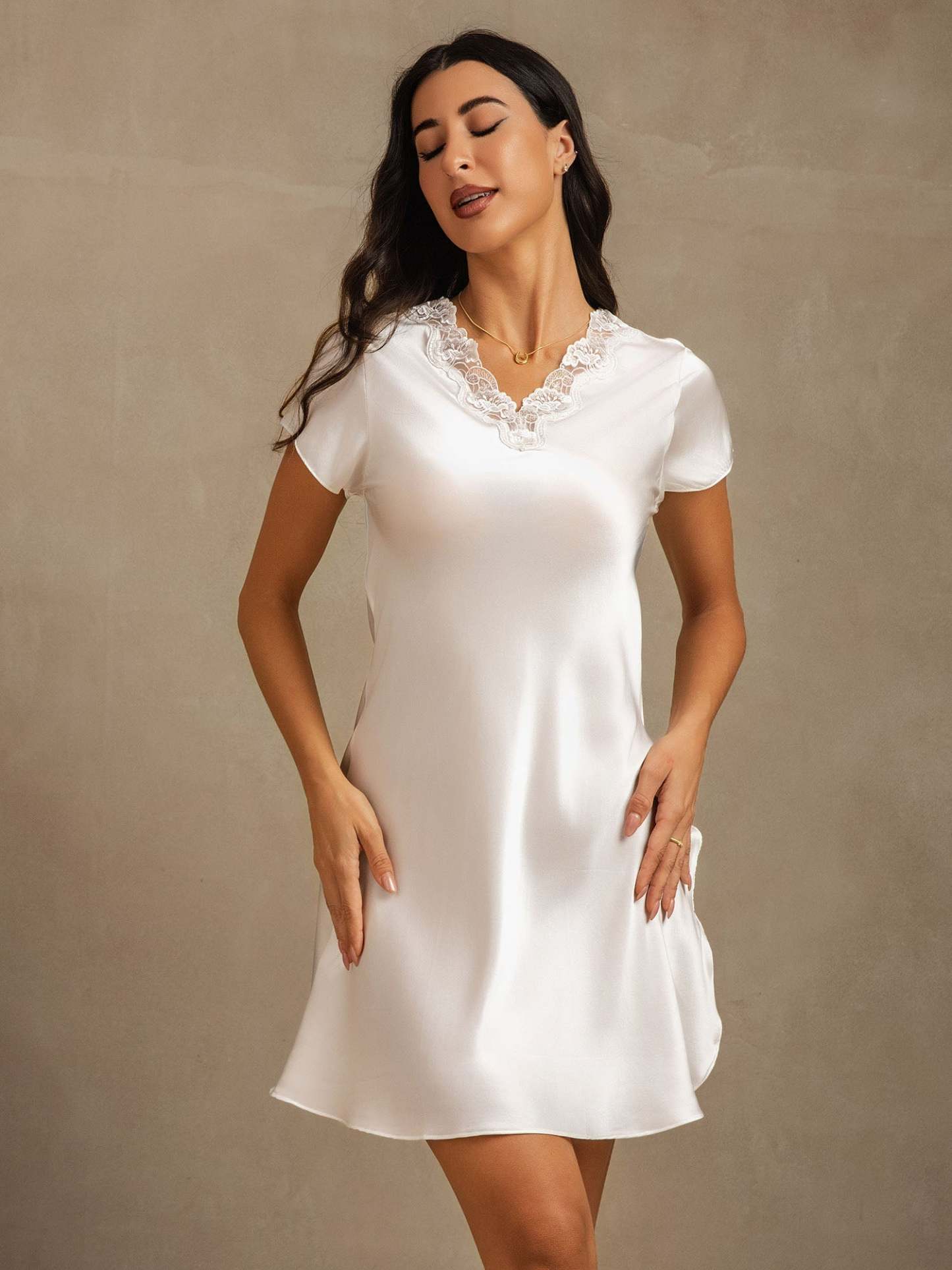 Pure Silk Short Sleeve V-neck Short Nightgown with Lace Split Design