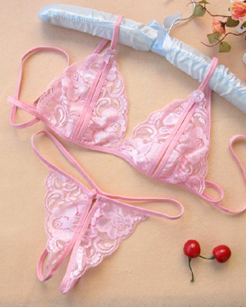 Sexy Open-Crotch Exposed Breasts Lace Lingerie Set