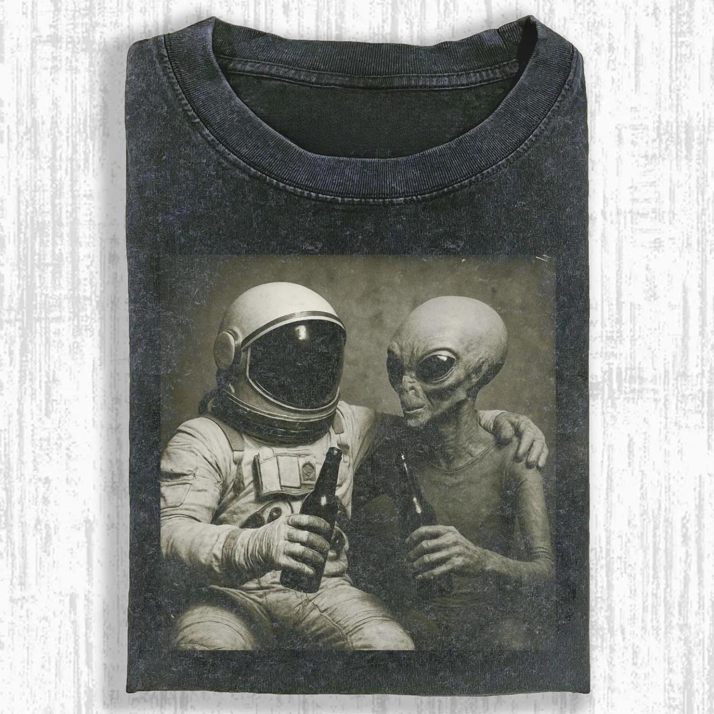 ASTRONAUT AND ALIEN'S 'CHEERS MOMENT' T-SHIRT